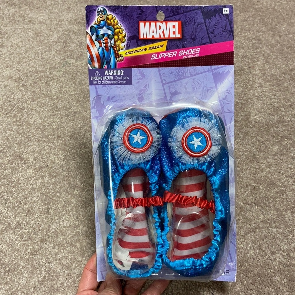 NWT marvel American dream slipper